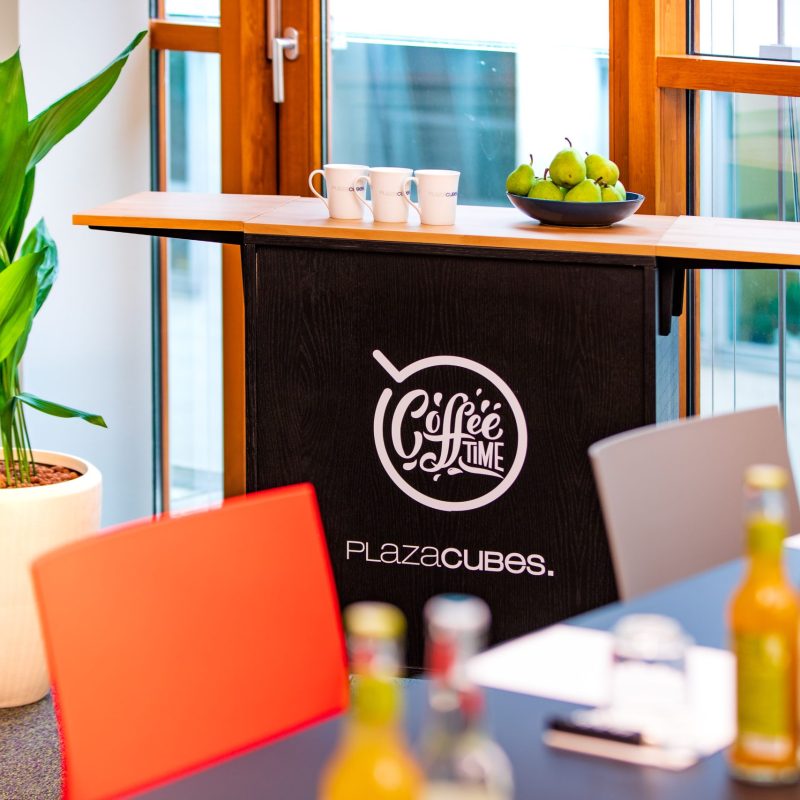 2020-10-01-Plaza-Cubes-Interior-die-zweite_JPG_20201001_PlazaCubesDUS_324-scaled